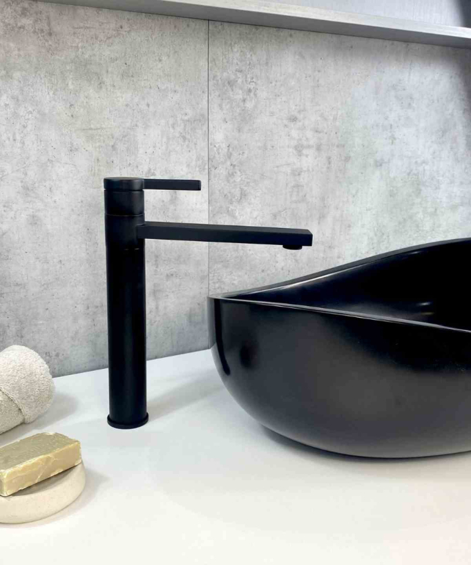 Waschtisch-Einhebelmischer Hoch Schwarz – Mintaka
