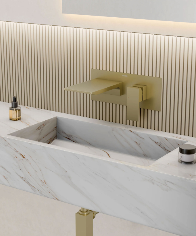 Wand-Waschtischarmatur Wasserfall gebürstetes Gold - Thilia