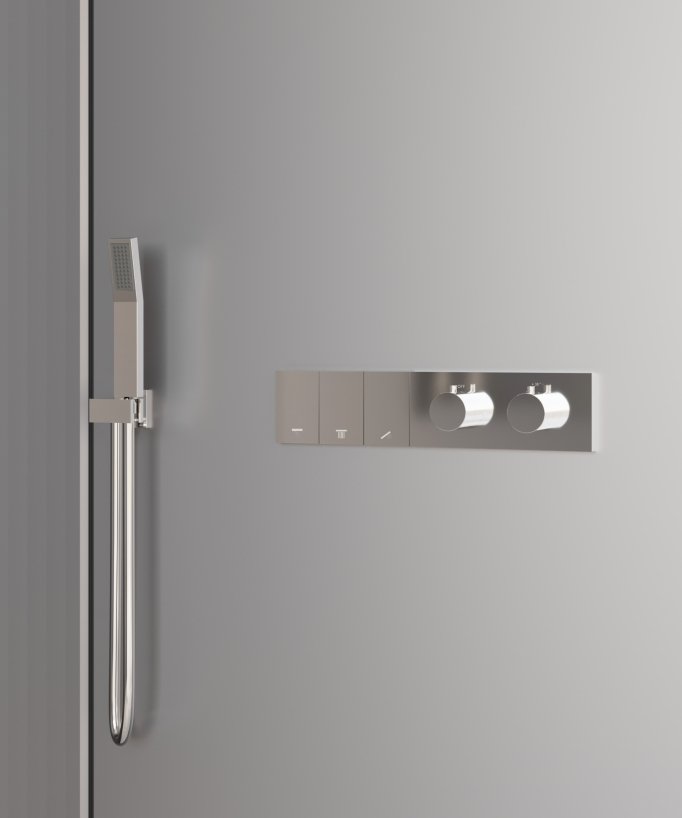 Thermostatische Duschkombination mit Kaskaden- und Regenstrahl, Seitenbrausen – Chrom