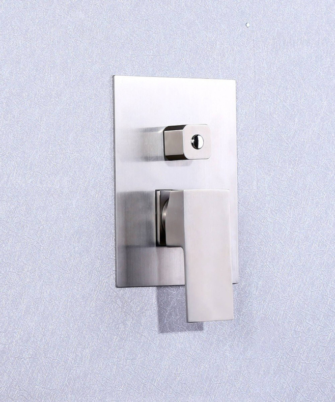 Unterputz-Duschsäule aus gebürstetem Edelstahl Nickel mit LED